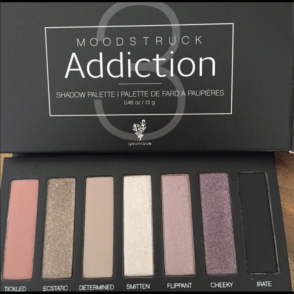 Younique Addition Eyeshadow Plate #3